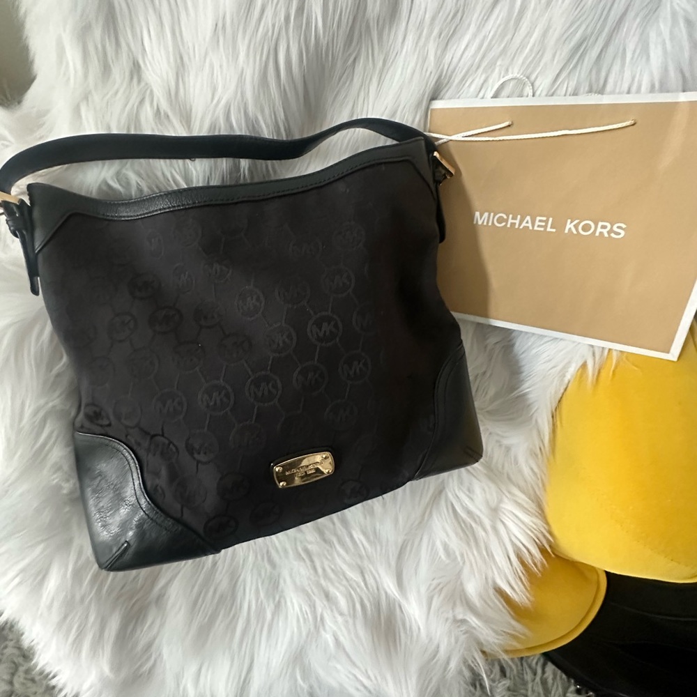 Authentic Michael Kors Handbag
